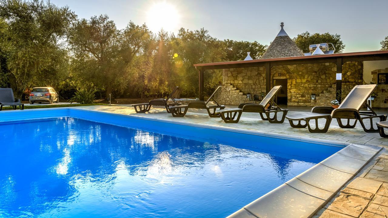 Trullo Degli Augelli Vendégház San Michele Salentino Kültér fotó